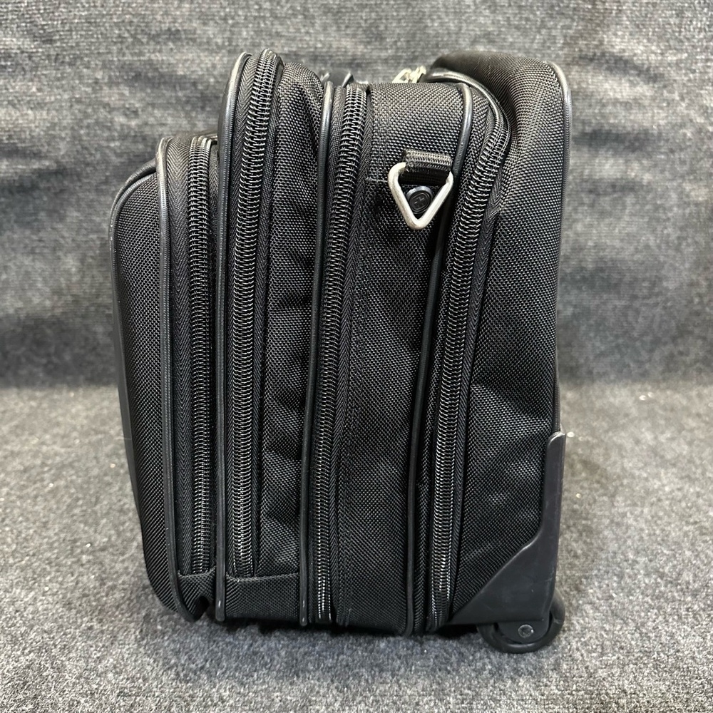 Wenger Swiss GA-7475-02 Black Wheeled Travel Computer Bag ONJ1.1811 Luggage - Picture 4 of 16